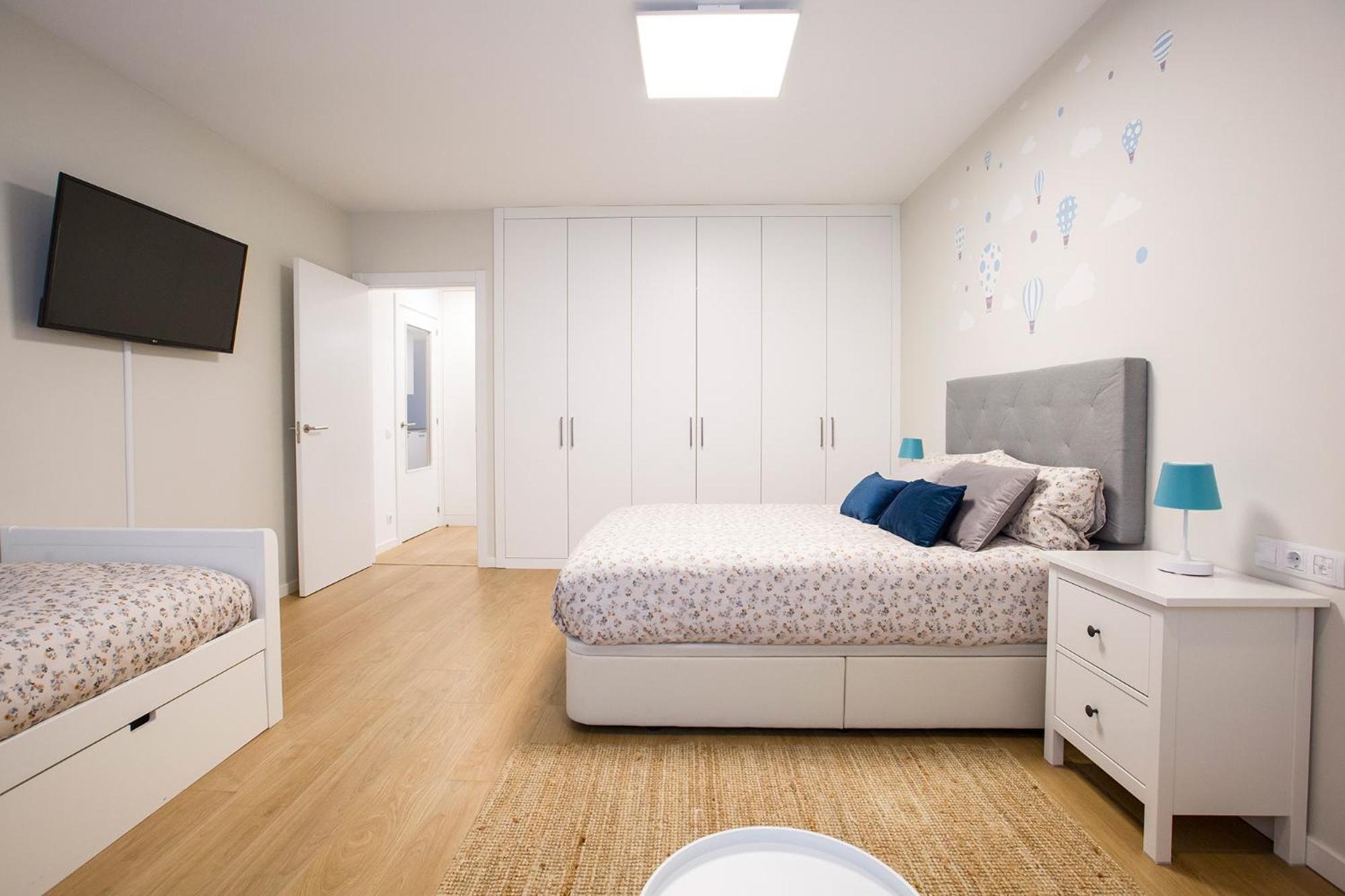 Telmo Nuevo Apartamento & Parking En Bilbaozorroza Bagian luar foto